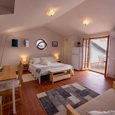 Sunrise On Farm Bed & Breakfast 3*