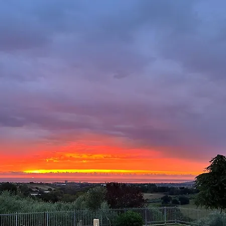 Sunrise On Farm SantʼElpidio a Mare